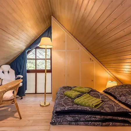 Zeevat Waldperlach Bed & Breakfast 2*